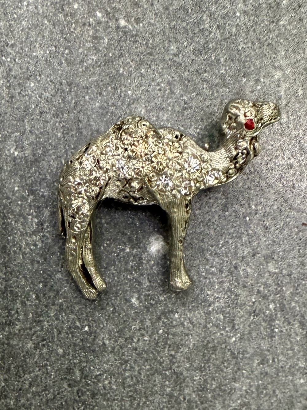 Vintage Silver Camel Crystal Rhinestone Pewter Brooch